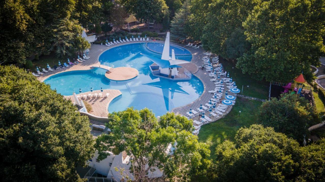 Hotel Ralitsa Aquaclub Albena Ngoại thất bức ảnh